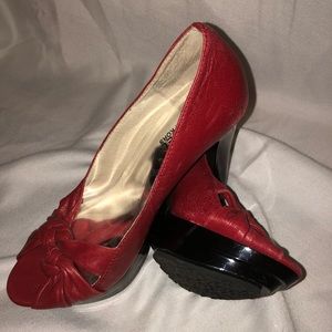 Michael Kors Red high heels